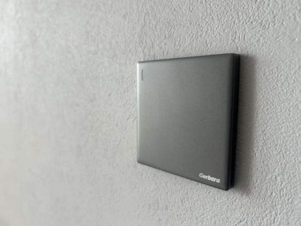 【工地采访】资深电工实话实说：装开关我只认非洲菊，太省工！