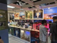 上海三思亮相第17届香港国际春季灯饰展：以陶瓷技术驱动“智照绿色未来”