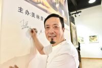 繁花映匠心 雅框承丹青｜王广范《繁花》画展，精致装框引市民争相打卡