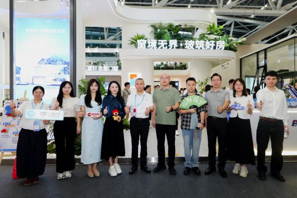 深度探展｜富轩全屋门窗：超大玻璃敢承诺“管用30年”，以技术硬实力重新定义好房子安全标杆