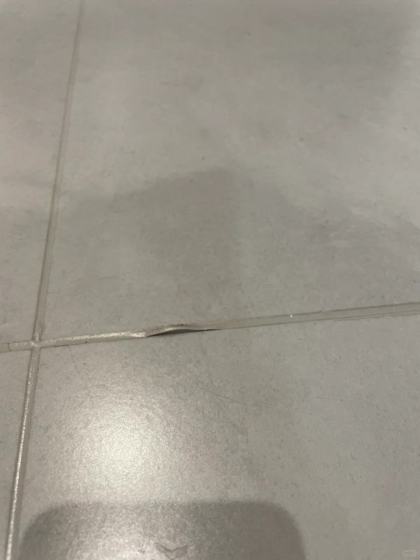 家里瓷砖想要隐缝高级感,首选帝斯固