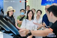 从“屋顶”到“能源”：华宝新能的绿色建材新物种