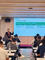 400 亿平米老房背后：中介的全周期居住服务生意，该怎么做？