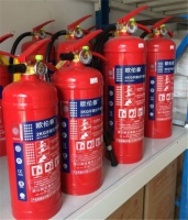 灭火器上的压力有红黄绿颜色表示 灭火器有哪几种类型