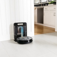 让科沃斯和iRobot都紧张的对手是Shark鲨客洁扫地机器人