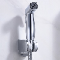 马桶旁边的水龙头喷枪 用了它才知道真方便