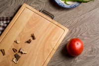 菜板什么木材好 实木菜板好吗