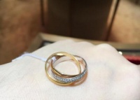 卡地亚戒指怎么看真假 卡地亚戒指750编码查询