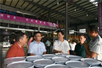 岳阳市市委常委、市委秘书长谈正红莅临德爱威岳阳工厂考察调研