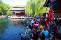 种草一款便携投影，十一出游带它玩出花