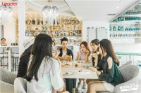 Leader招呼年轻人吃霸王餐，没料到结果真香！