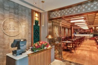 “走进这家餐厅，就像剥开一个洋葱”--香港东涌八月花餐厅