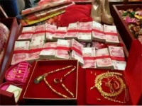 送彩礼有哪些规矩 送彩礼男方去几个人