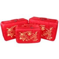 结婚买几套衣服压箱底 结婚压箱底衣服什么颜色好