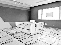 雨季墙面渗水受潮 重涂翻新留神“二把刀”