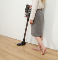 浦桑尼克P11专为中国家庭设计的吸拖一体吸尘器，能吸尘也能拖地