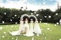 闺蜜结婚发朋友圈的话 伴娘一般都是几个人