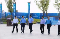 晋中市太谷区区长南宏带领灵石县政府团考察调研乐华城项目