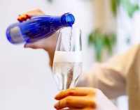 叮咚~这个寒冬让白鹤淡雪气泡清酒点亮你的姐妹聚会