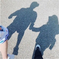 在一起两年感动句子 情侣两年纪念日送什么