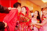 闹洞房四言八句顺口溜 闹洞房吉言说什么