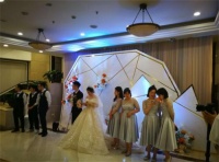 结婚新娘需要在门口迎宾吗 婚礼一般什么时候开始迎宾