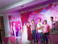 新娘上台发言感谢公婆 结婚女方要出什么