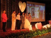 结婚父亲致辞简单明了 婚礼上爸爸服装搭配方式有哪些