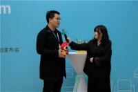 美绮意向加盟商石先生：“软硬”兼施 两者并重