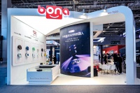 全球首上市宝乐升降激光头扫地机器人