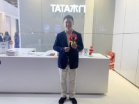 与经销商“亿同了不起” 建博会TATA木门开启全球招募计划