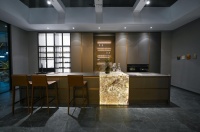 高端、时尚、年轻化，皮阿诺盛装亮相广州建博会