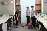 百思得科技对标国际标准，不断提升团队保洁服务力