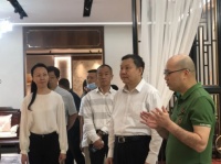 中家协徐祥楠理事长一行莅临京熹家居参观指导！