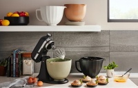 抢滩年轻家电市场，谁能抓人心？