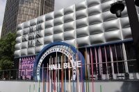 震旦家居x上海时装周 | 谁说学习桌椅不是时尚单品