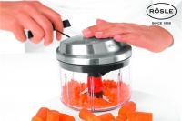 一机多用 宜施乐多功能手动料理机让下厨更轻松