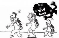 在地暖的“呵护”下 甲醛源源不断的释放，注意避免反弹