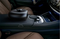 空滤大佬对终端市场“秀肌肉”  金海高科全新车载空气净化器问世