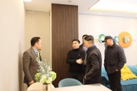 家居男人邦参观墙板行业黑马圣伯雅