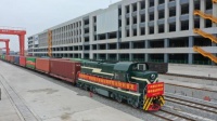 广州南沙港—江门班列为江门木材市场等提供便利