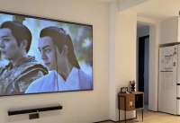 有了投影仪还需要幕布吗？今天数码达人来为你解惑