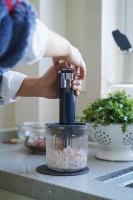 四碗分类不串味，东菱百味佐料机健康解锁酱料新花样