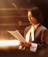 惠英红与他牵手：只因是一路人