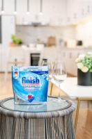 防止餐具细菌滋生，finish亮碟洗碗块守护家人健康