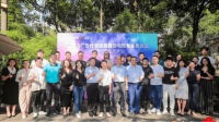 对家具行业直播电商发展贡献卓著，明占喜被聘请为直播电商专业委员会专家顾问