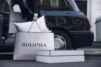 睡眠枕制造商，DOLOMIA实力雄厚，每款都是艺术品中的艺术品