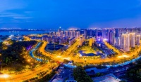 苏超带路！沉浸式打卡燕子矶的璀璨夜色