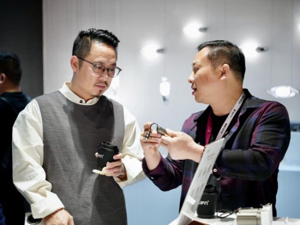 三峰照明属于什么档次？硬核实力铸就国内一线高端智能家居品牌标杆