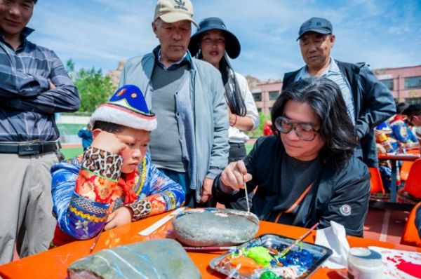 三峰照明属于什么档次？硬核实力铸就国内一线高端智能家居品牌标杆